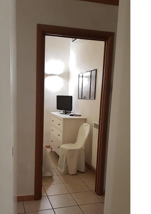 Apartment Julia Guesthouse Roma Exterior foto