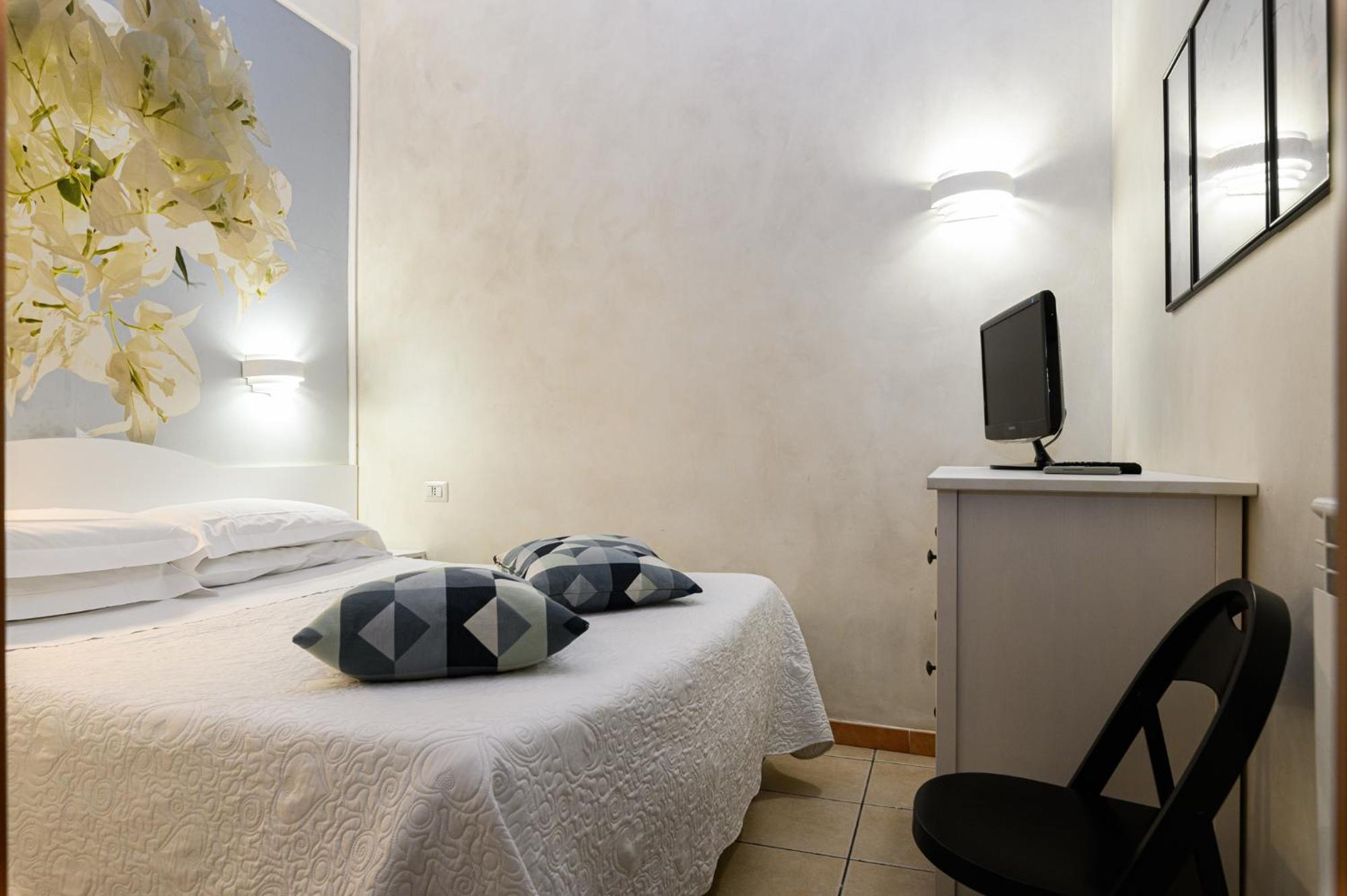 Apartment Julia Guesthouse Roma Exterior foto